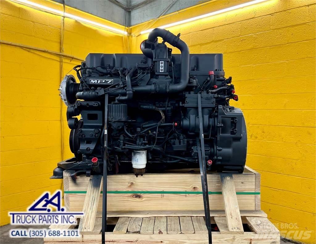 Mack MP7 Motori