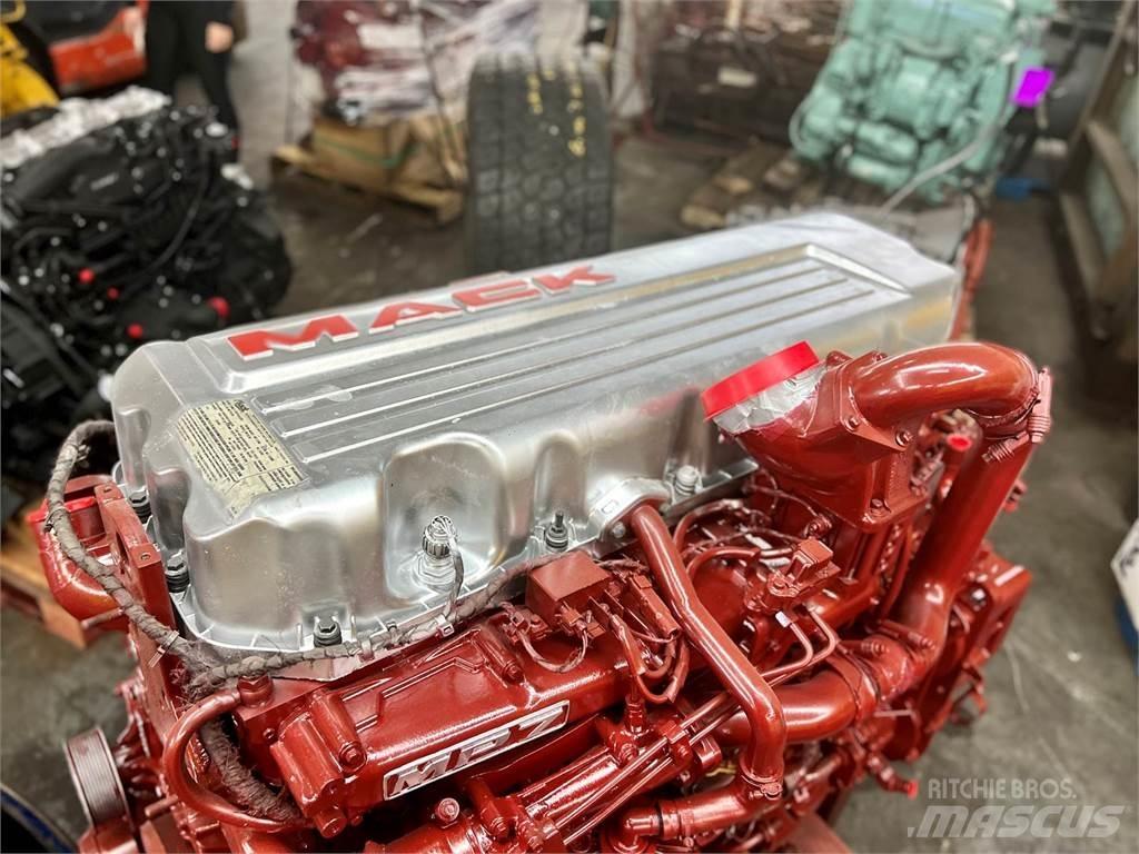 Mack MP7 Motori
