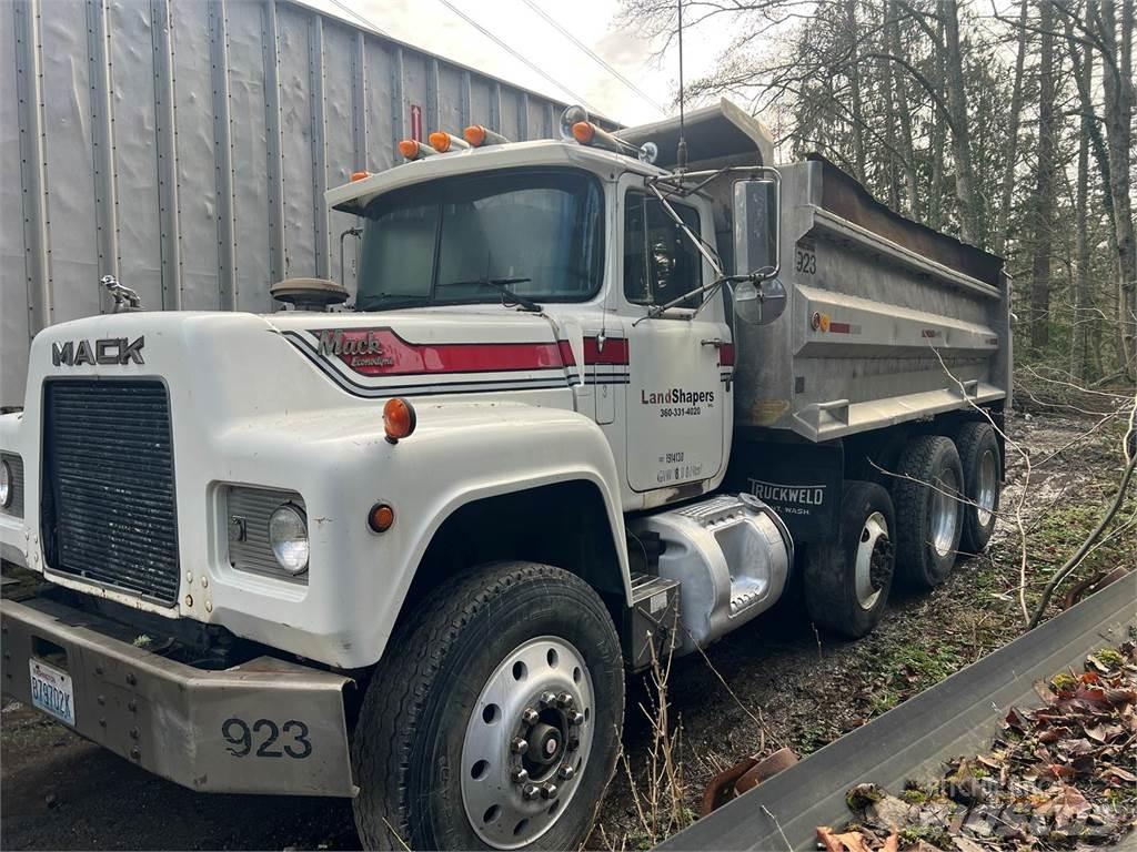 Mack RD600 Kiper kamioni