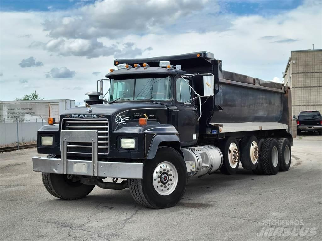 Mack RD690 Kiper kamioni