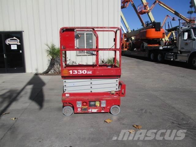 MEC 1330SE Škaraste platforme