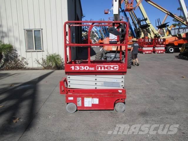 MEC 1330SE Škaraste platforme