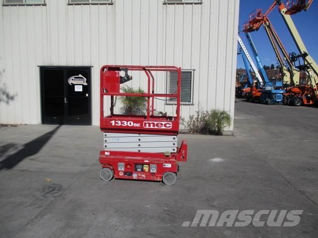 MEC 1330SE Škaraste platforme