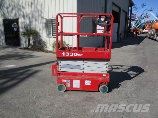 MEC 1330SE Škaraste platforme
