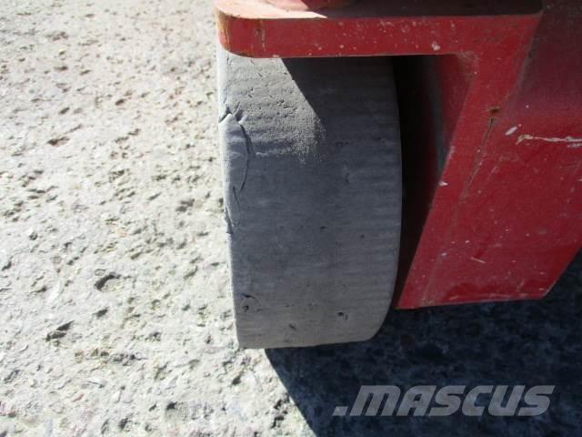 MEC 1330SE Škaraste platforme