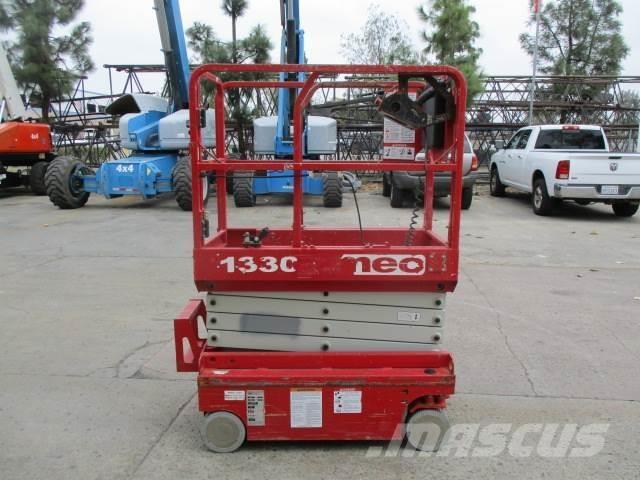 MEC 1330SE Škaraste platforme