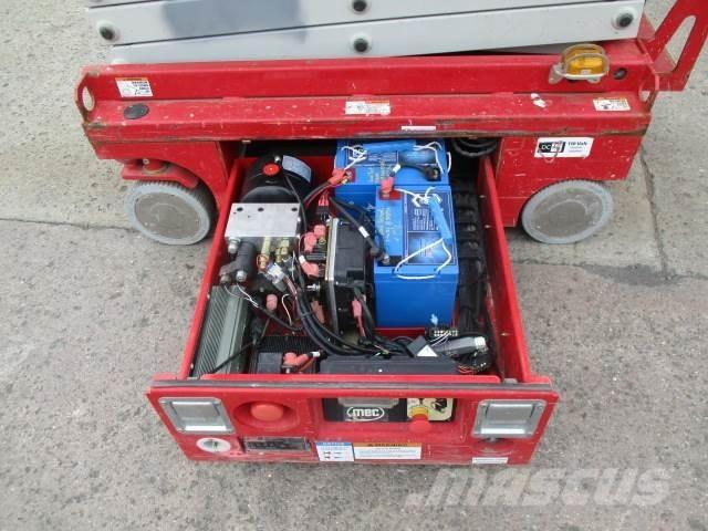 MEC 1330SE Škaraste platforme