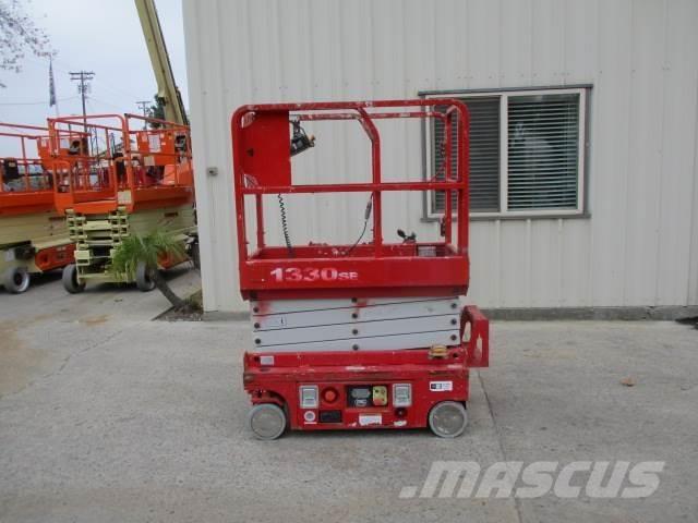 MEC 1330SE Škaraste platforme