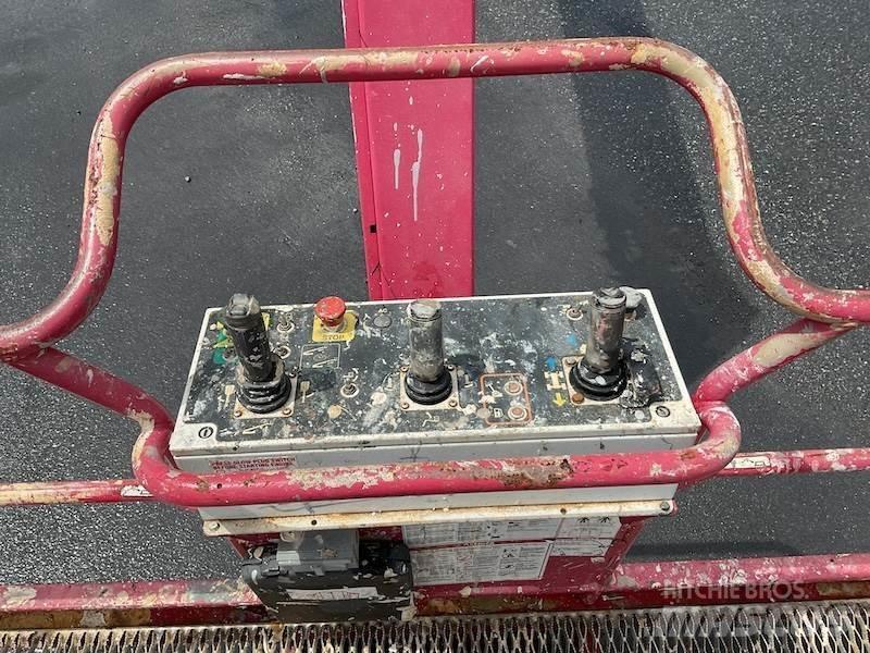 MEC 60J Teleskopske podizne platforme