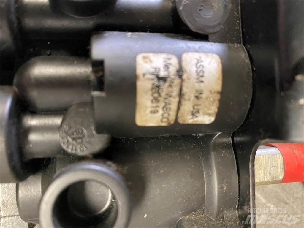 Meritor  Druge komponente