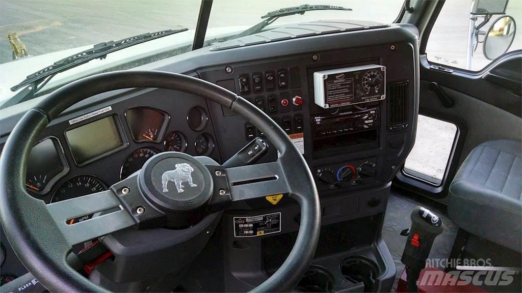Meyer 9516 Rasipači gnojiva