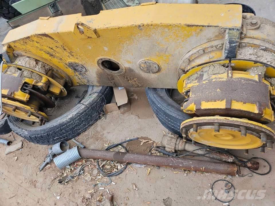 Moxy MT-30 Zglobni demperi