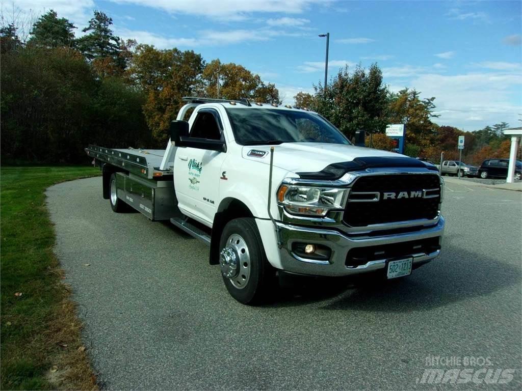 RAM 5500 Rol kiper kamioni s kukama za dizanje