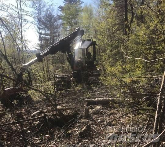 Valmet 921 Harversteri