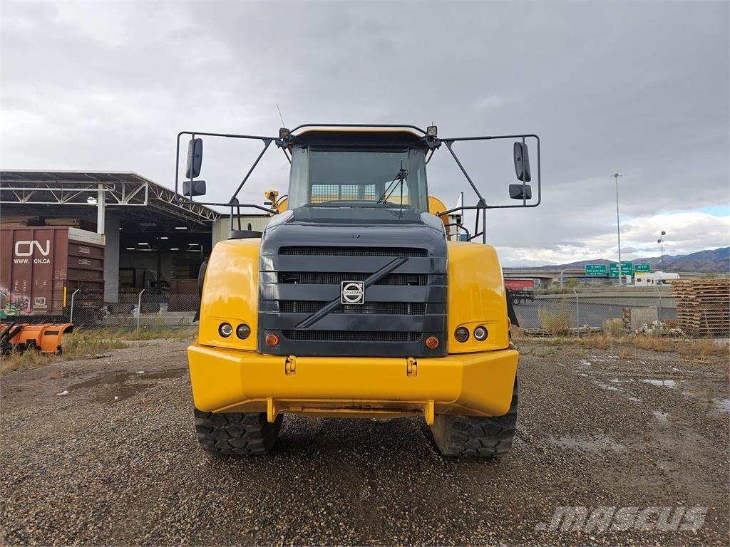 Volvo A40E Kamioni cisterne