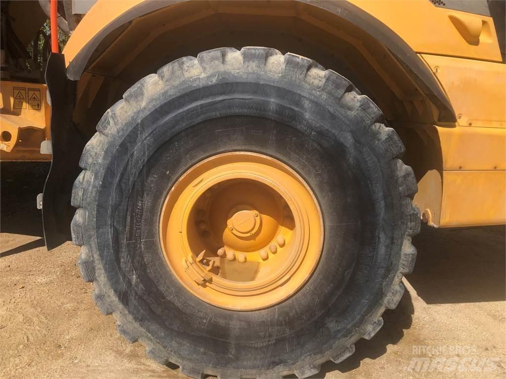 Volvo A40G Zglobni demperi