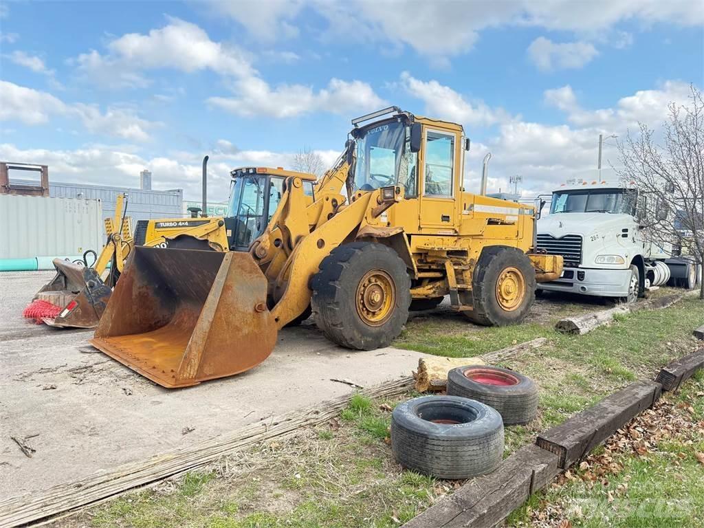 Volvo L90D Utovarivači na kotačima