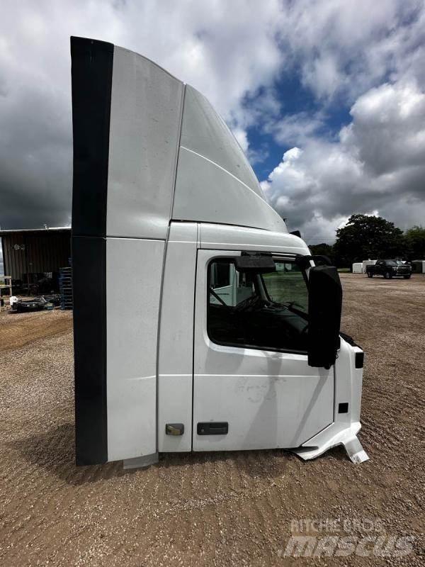 Volvo VNL Transport – ostalo