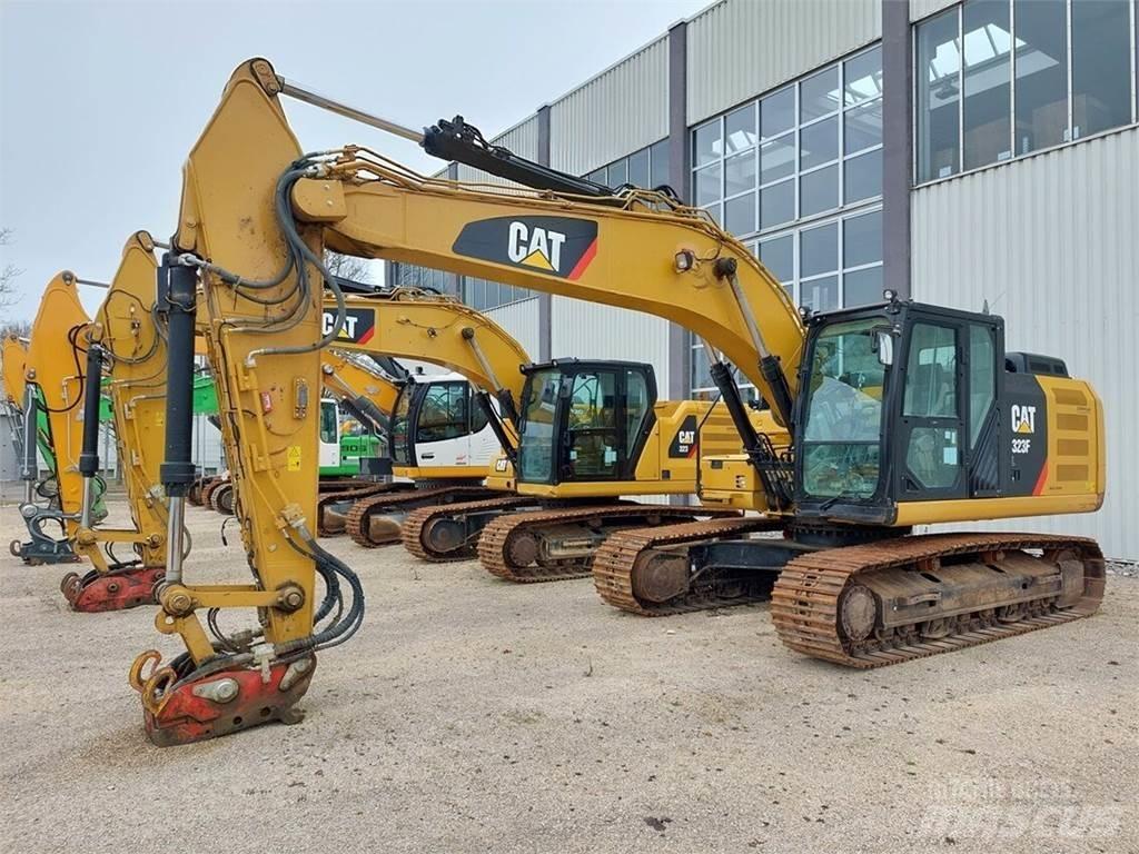 CAT 323F Bageri gusjeničari