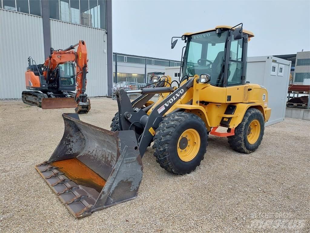 Volvo L30G Utovarivači na kotačima