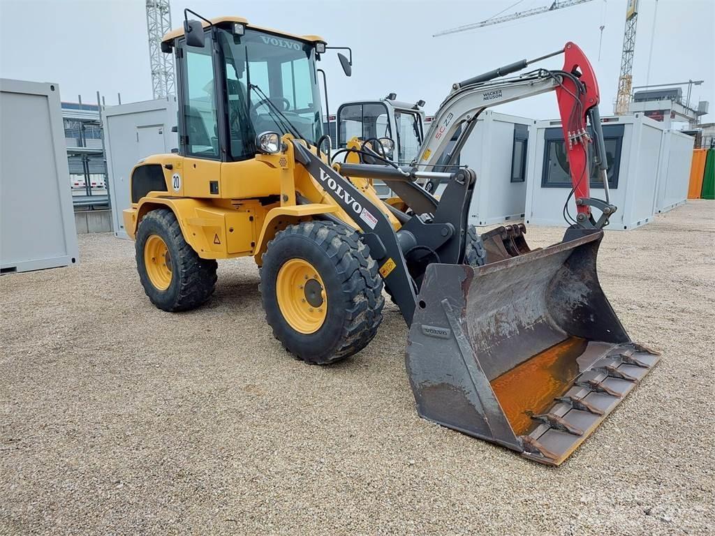 Volvo L30G Utovarivači na kotačima