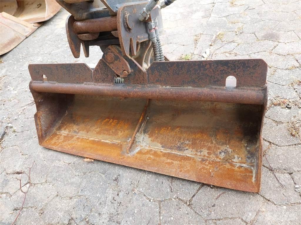 Yanmar SV16 Bageri gusjeničari