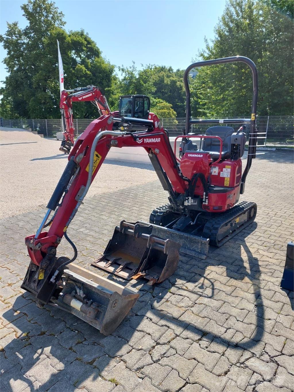 Yanmar Vio 12 Bageri gusjeničari