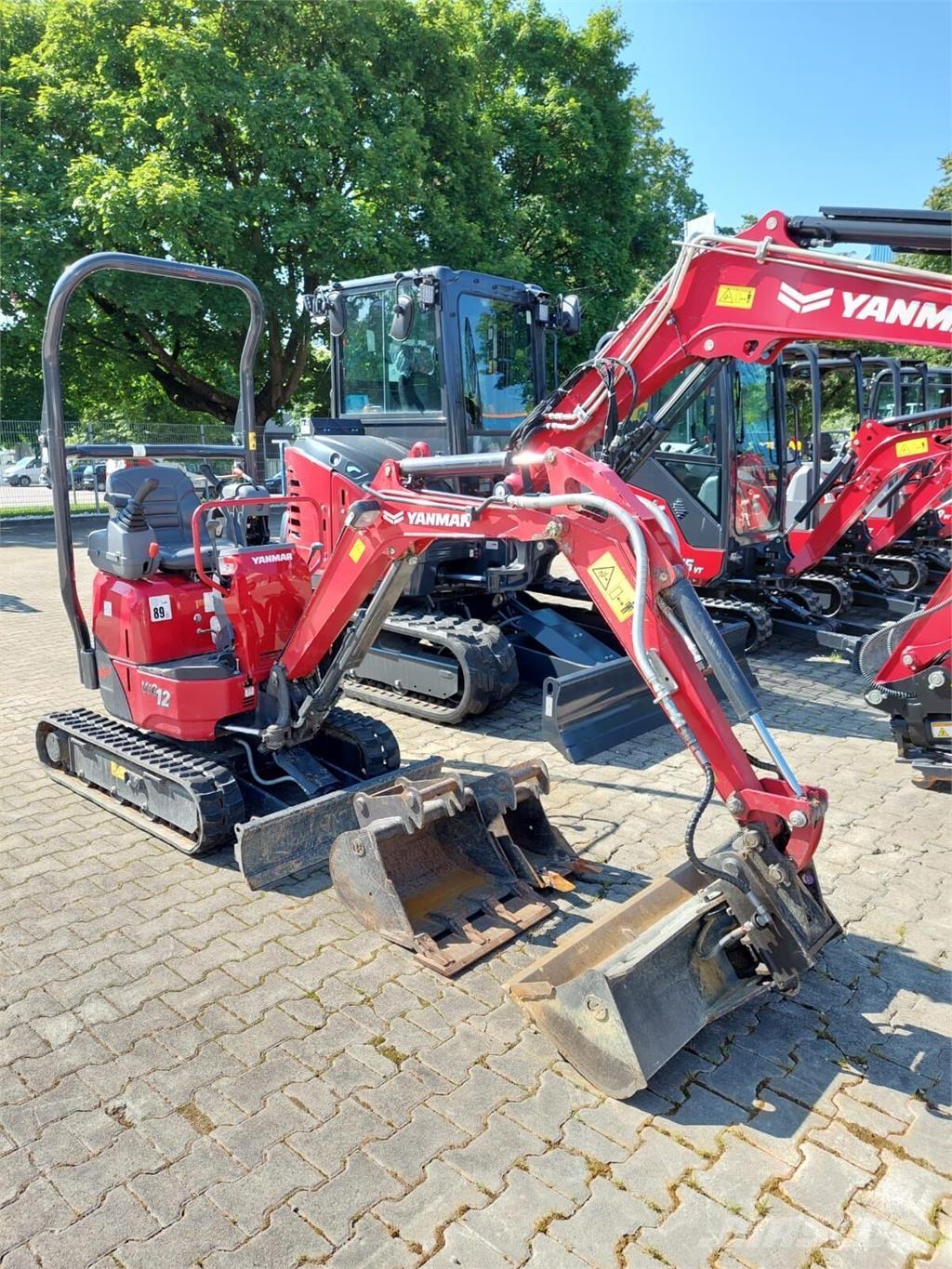 Yanmar Vio 12 Bageri gusjeničari