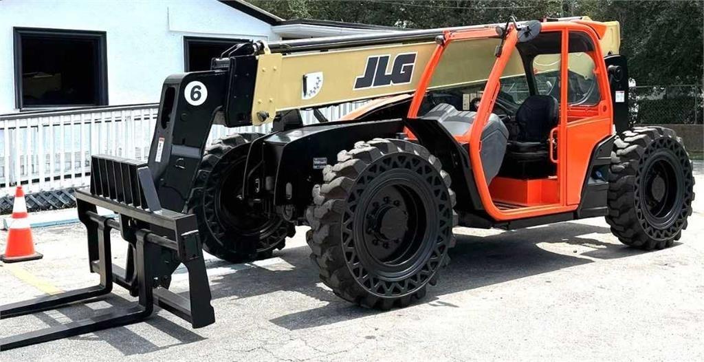 JLG 642 Teleskopski viličari