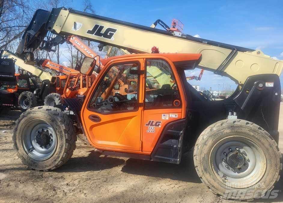 JLG 742 Teleskopski viličari