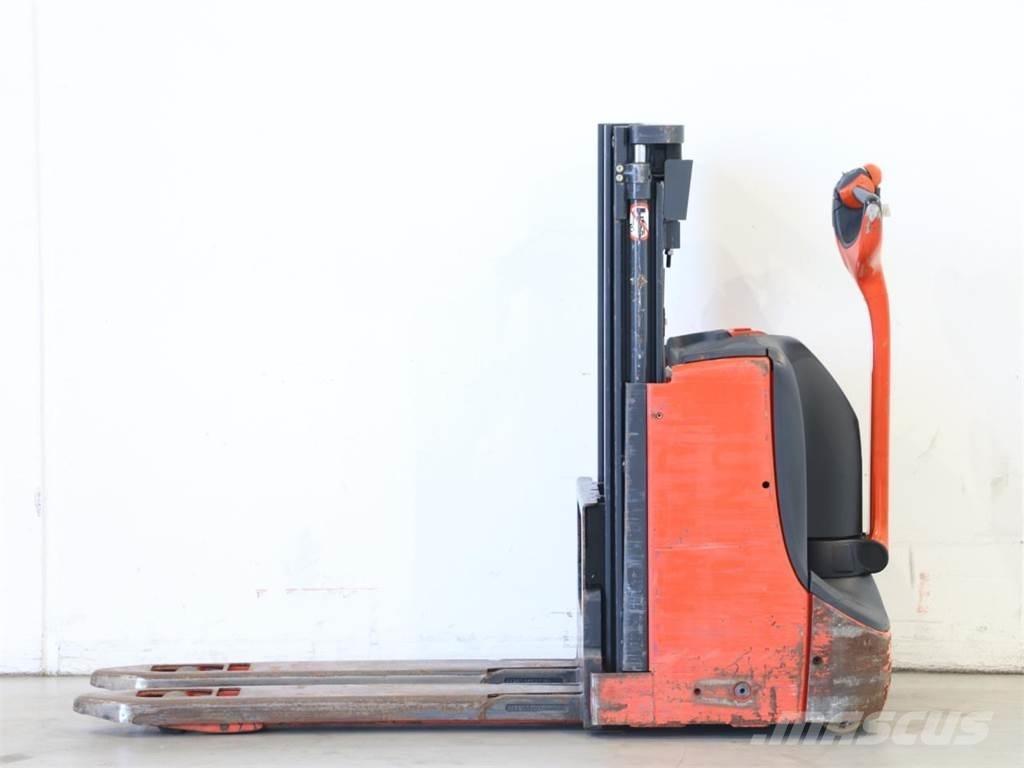 Linde D06/1160 Ručni električni viličar