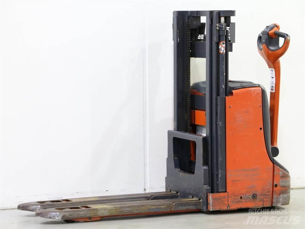 Linde D06/1160-00 Ručni električni viličar