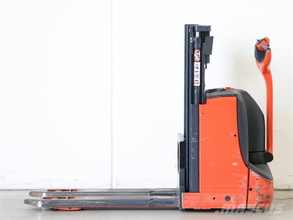 Linde D06/1160-00 Ručni električni viličar