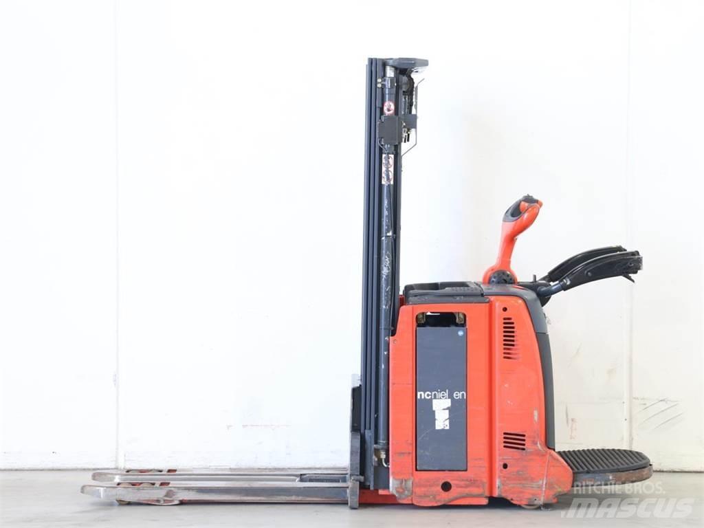 Linde D12AP/133 Ručni električni viličar
