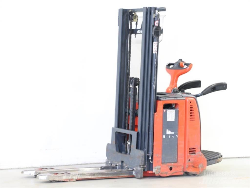 Linde D12AP/133 Ručni električni viličar