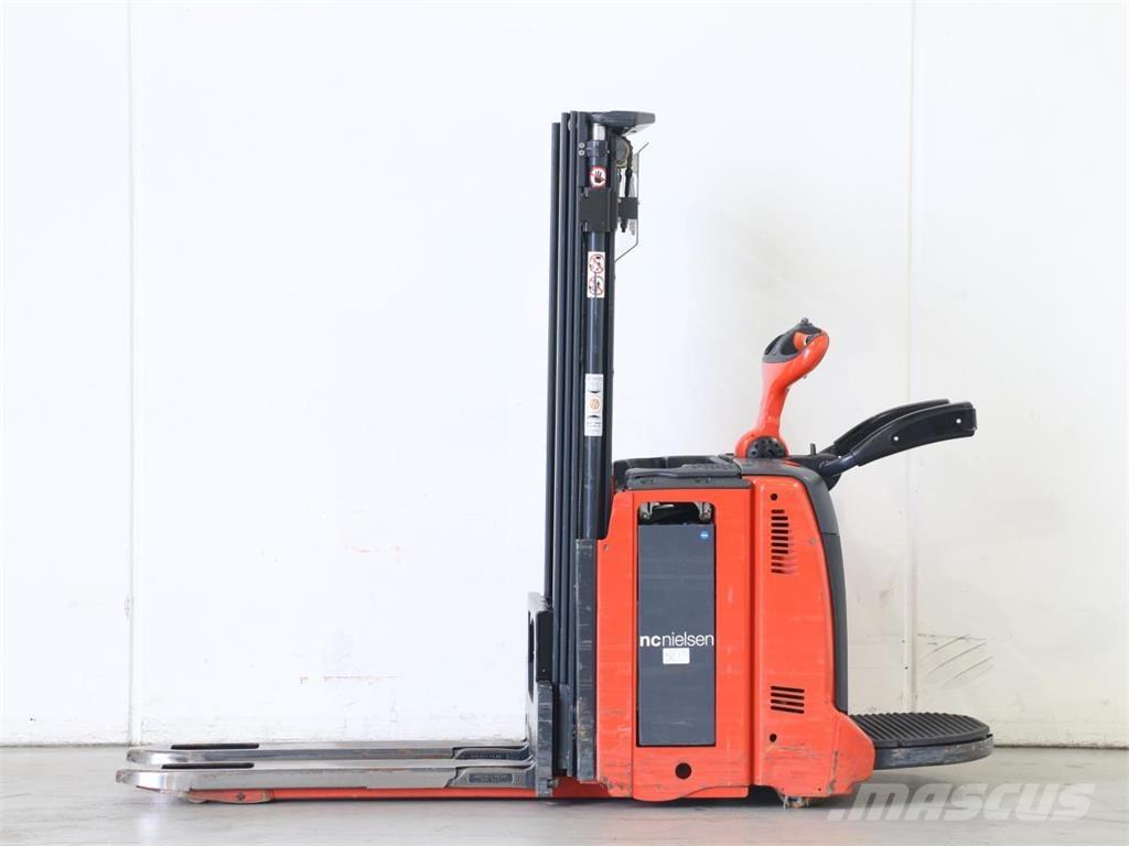 Linde D12AP/133-01 Ručni električni viličar