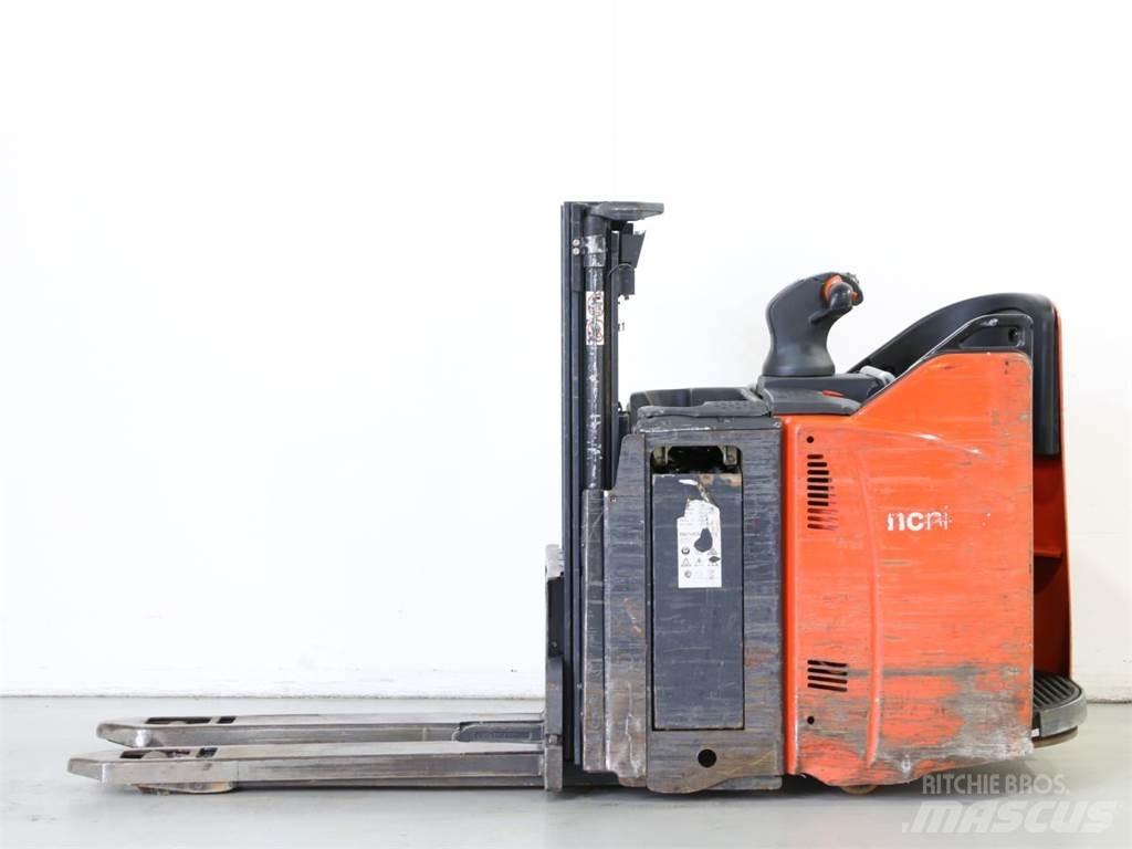 Linde D12HPSP/133 Ručni električni viličar