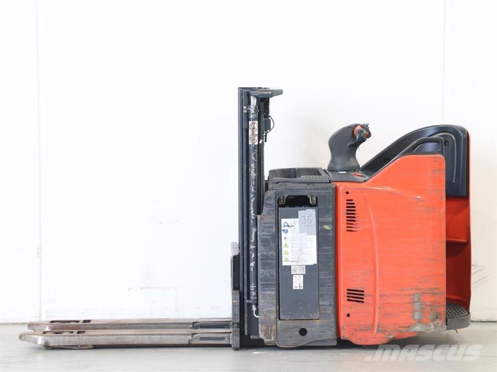 Linde D12SP/133 Ručni električni viličar