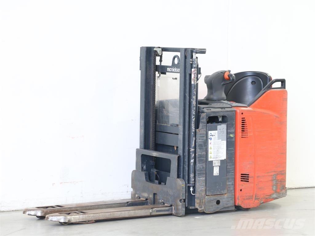 Linde D12SP/133 Ručni električni viličar