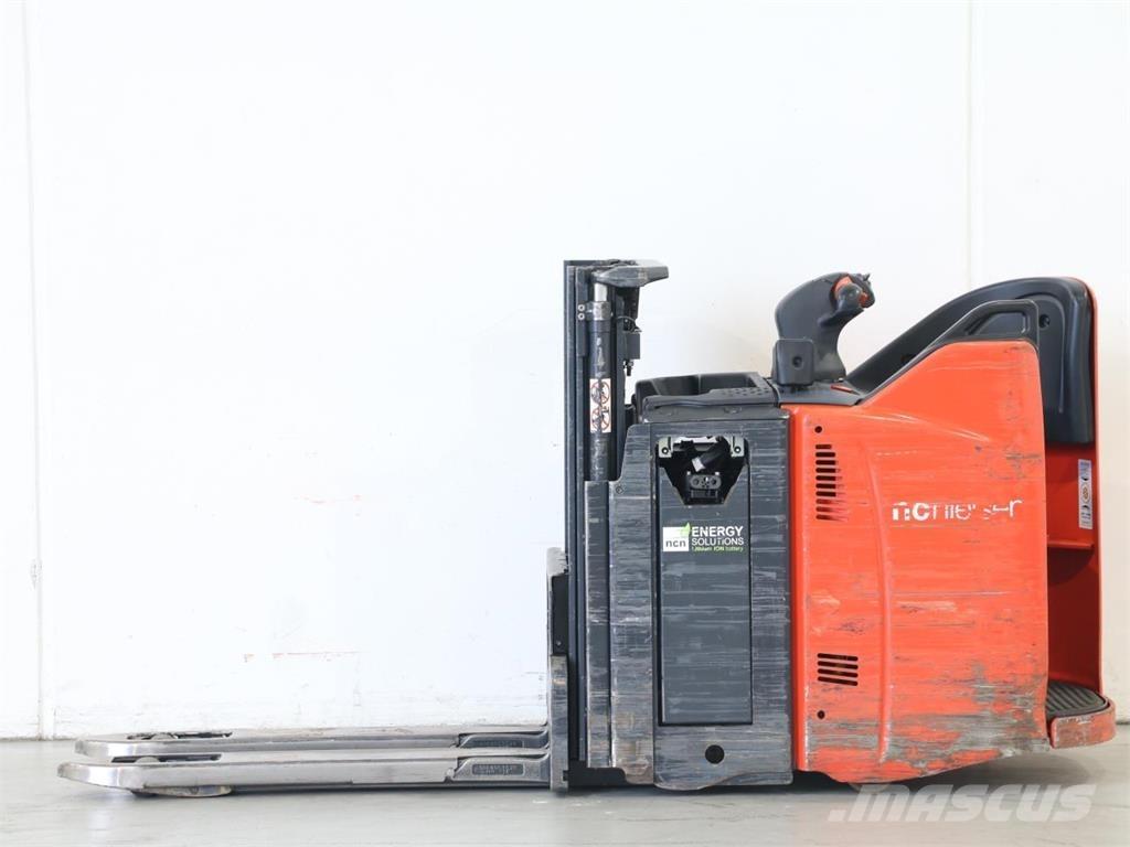 Linde D12SP/133-01 Ručni električni viličar