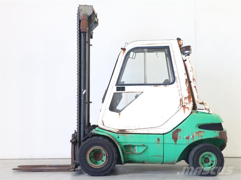 Linde H30D/351 Dizelski viličari