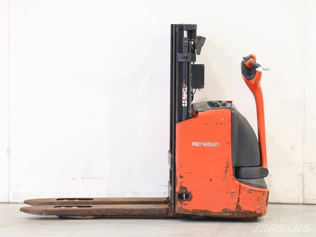 Linde L12I/1172 Ručni električni viličar