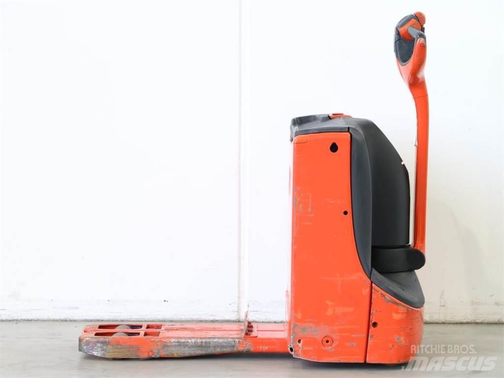 Linde T16/1152 Ručni električni viličar