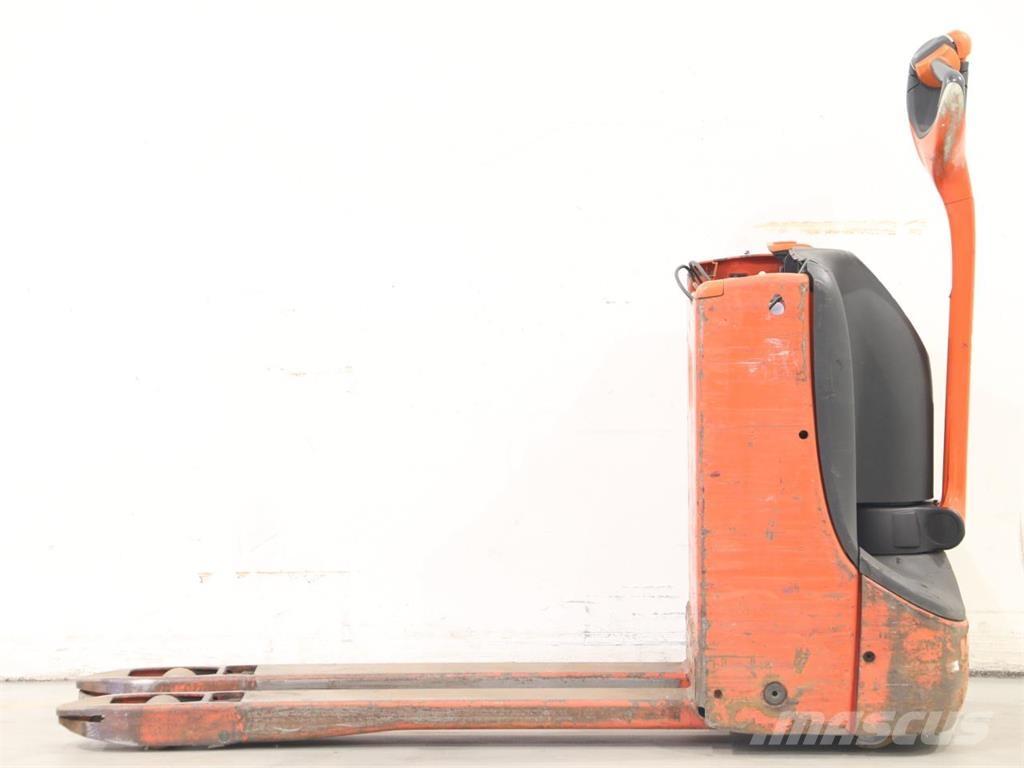 Linde T16/1152 Ručni električni viličar