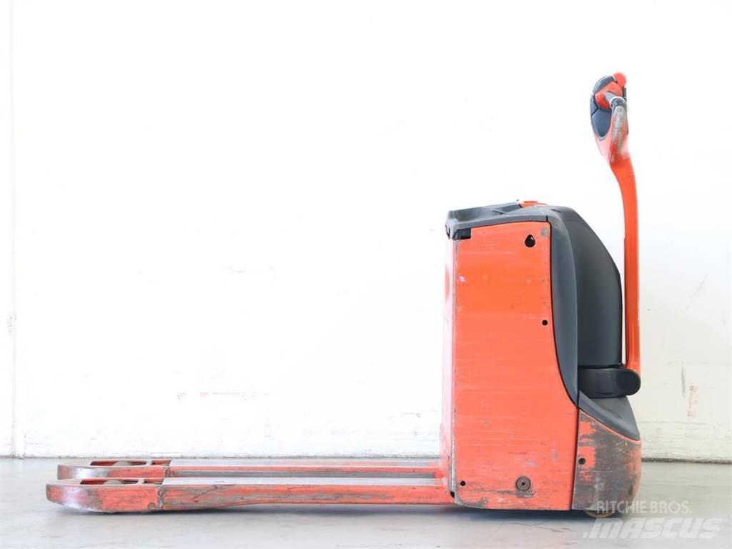 Linde T16/1152-00 Ručni električni viličar
