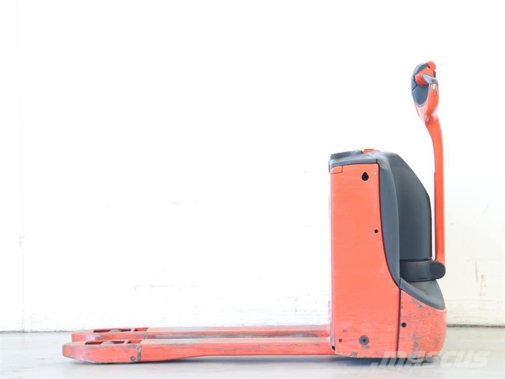 Linde T16/1152-02 Ručni električni viličar