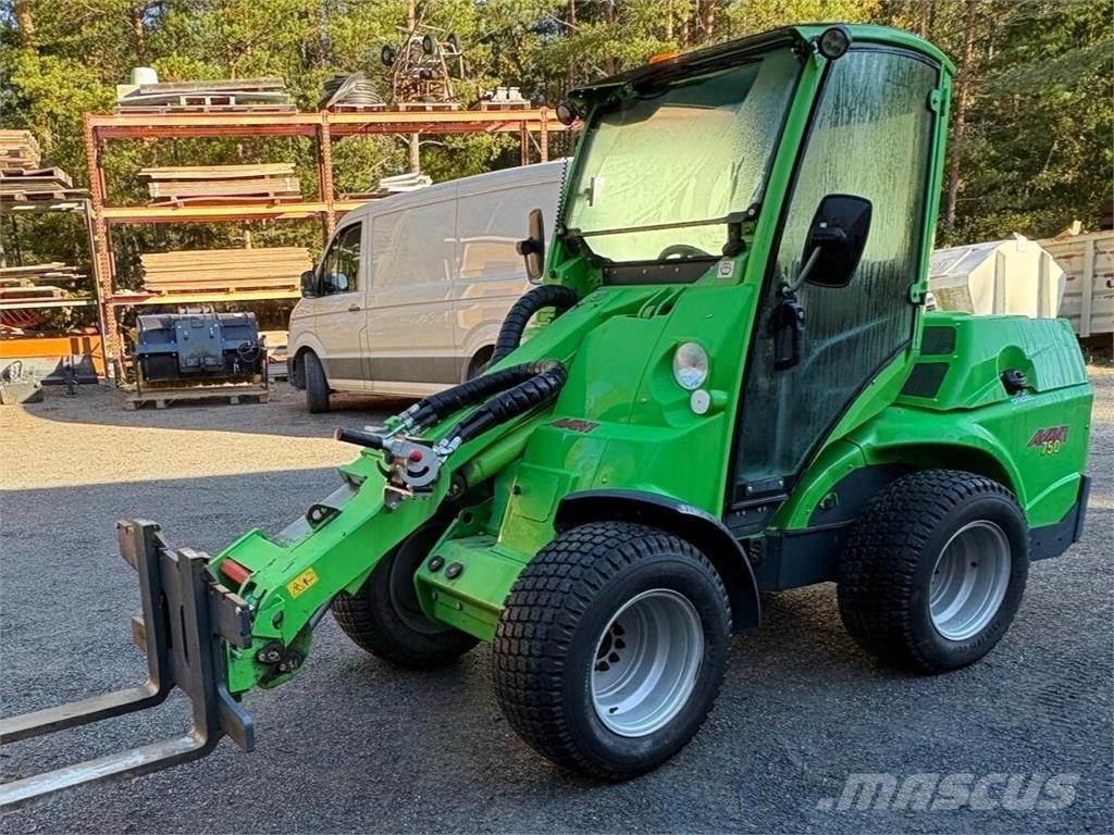 Avant 750 Mini utovarivači