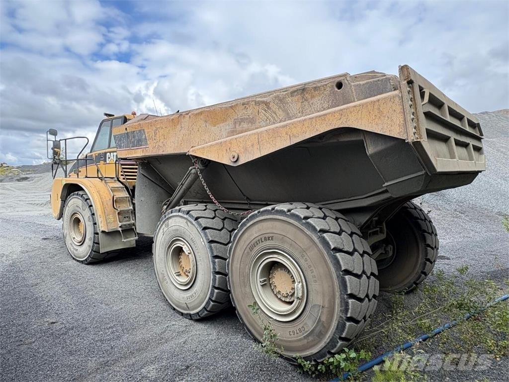 CAT 740 Zglobni demperi