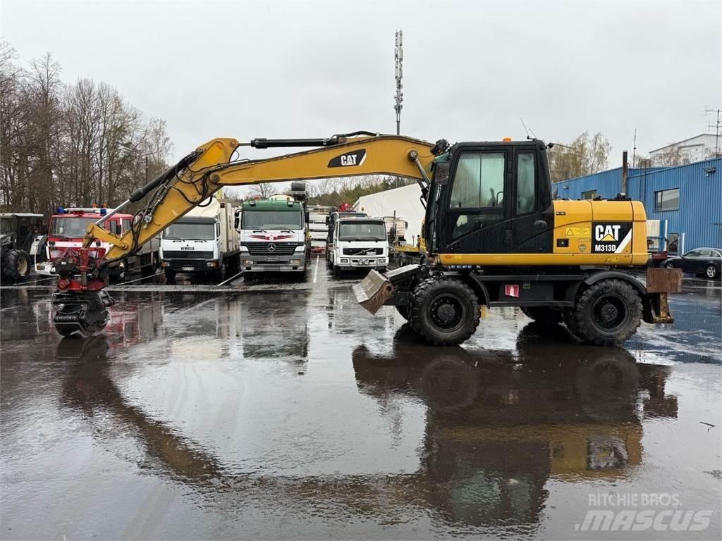 CAT M313 D Bageri na kotačima