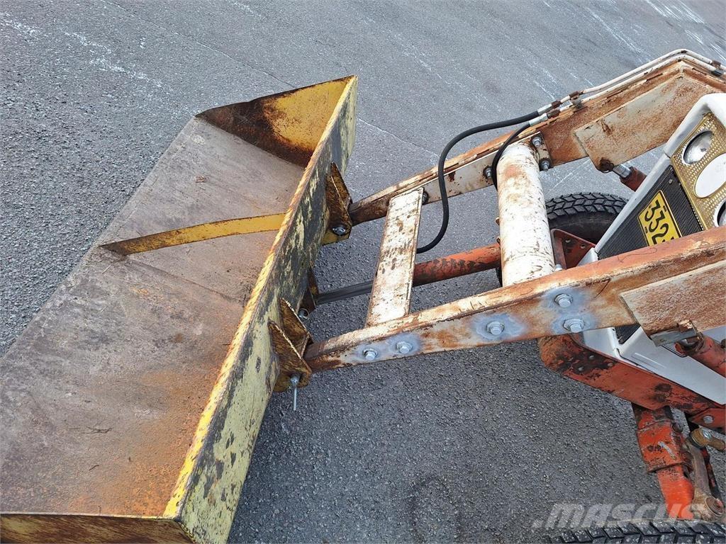 David Brown 990 Traktori